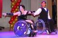 Красотки в Донецке танцевали на инвалидных колясках 