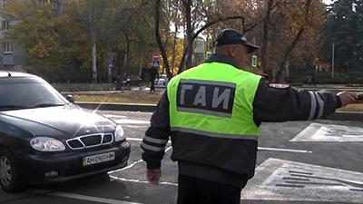 В ОРДО «гаишники» угрожают конфисковывать авто с украинскими госномерами