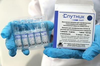 В ОРДО анонсировали прибытие четверти миллиона доз вакцины "Спутник Лайт"