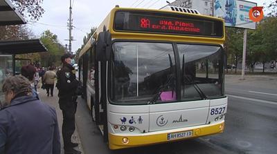 В Мариуполе пенсионерам-медикам разрешили ездить в транспорте бесплатно