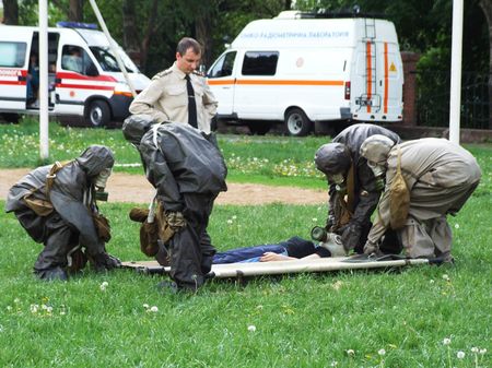 Соревнования юных спасателей в Донецке.