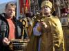 Настоятель Свято-Игнатьевского храма, протоиерей Георгий Гуляев ведет богослужение.