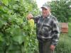 Николай Коропец из села Долиновка  (Марьинский район) считает, что своевременные обработки -  залог хорошего урожая!