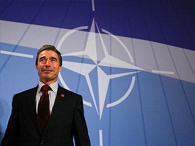 НАТО остается в Ливии еще на три месяца