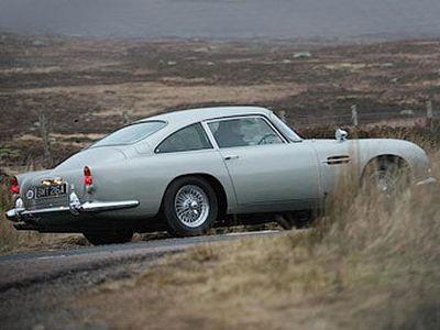       007 ""  Aston Martin
