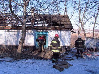В Донецке горел строительный склад