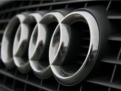 Audi   RS