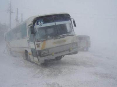 Непогода ограничила движение транспорта в девяти областях Украины