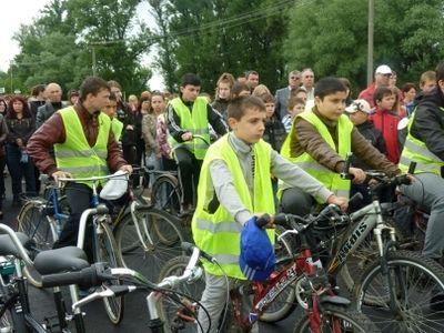 На Закарпатье открыли первую в Украине трансграничную велодорожку 