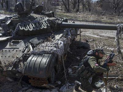 В зоне АТО погибли и получили ранения украинцы, а боевики совершили 13 "запретных" обстрелов (ВИДЕО)
