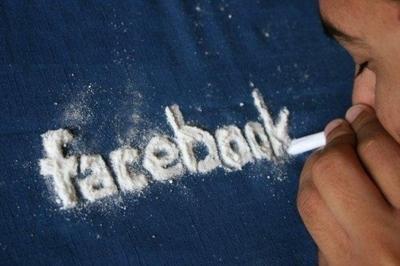 Facebook приравняли к кокаину