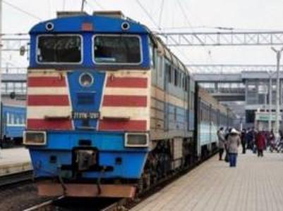 Достижения "новых властей": из Луганска в Ясиноватую пустят поезд с купейными вагонами