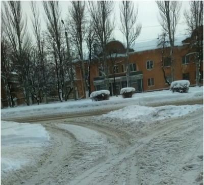 Горловчане показали фото катастрофического состояния дорог в городе