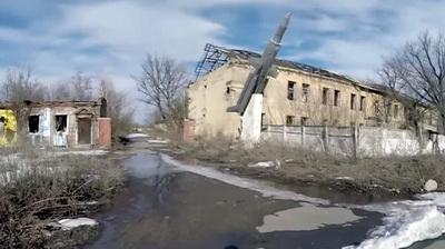 "Убитые" окраины Донецка: новые кадры из "ДНР", которые никогда не покажут пропагандисты Путина