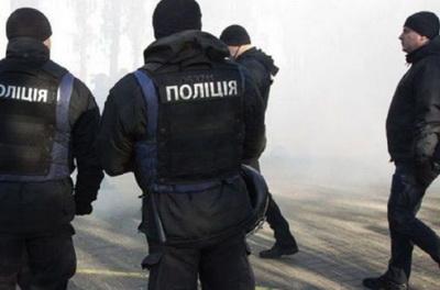 «Справлял нужду»: В Одессе мужчина с гранатой устроил настоящий переполох