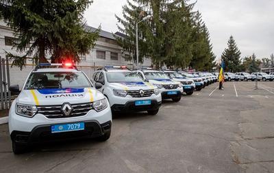 США подарили Нацполиции Украины 88 автомобилей