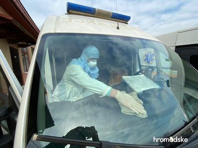 В Черновцах госпитализировали трех человек с подозрением на коронавирус