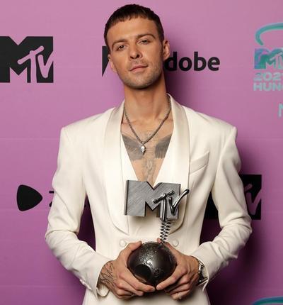 Украинский певец победил в номинации MTV "Лучший российский исполнитель"